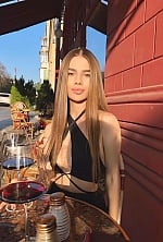 Ukrainian mail order bride Elizaveta from Kiev with light brown hair and brown eye color - image 7