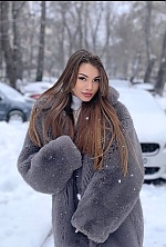 Ukrainian mail order bride Victoria from Chisinau with light brown hair and brown eye color - image 5