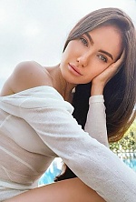 Ukrainian mail order bride Maria from Miami with light brown hair and brown eye color - image 7