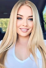 Ukrainian mail order bride Katerina from Kiev with blonde hair and blue eye color - image 2