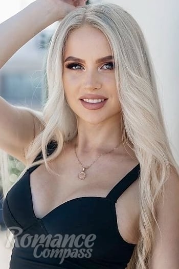 Ukrainian mail order bride Maria from Kyiv with blonde hair and green eye color - image 1