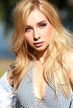 Ukrainian mail order bride Olena from Kiev with blonde hair and blue eye color - image 2