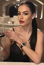 Ukrainian mail order bride Sofiya from Mykolaiv with brunette hair and brown eye color - image 8