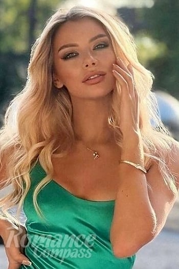 Ukrainian mail order bride Elena from Kiev with blonde hair and blue eye color - image 1