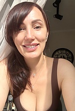 Ukrainian mail order bride Olena from Nikolaev with light brown hair and brown eye color - image 5