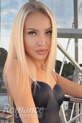 Ukrainian mail order bride Nadezhda from Valencia with blonde hair and blue eye color - image 1