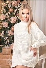 Ukrainian mail order bride Nadezhda from Valencia with blonde hair and blue eye color - image 4