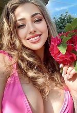 Ukrainian mail order bride Anna from Kiev with light brown hair and green eye color - image 4