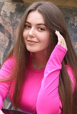 Vitaliia, 18 y.o. from Ivano-Frankivsk, Ukraine