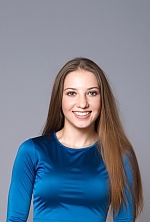 Ukrainian mail order bride Ruslana from Kyiv with light brown hair and brown eye color - image 4