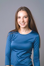 Ukrainian mail order bride Ruslana from Kyiv with light brown hair and brown eye color - image 2