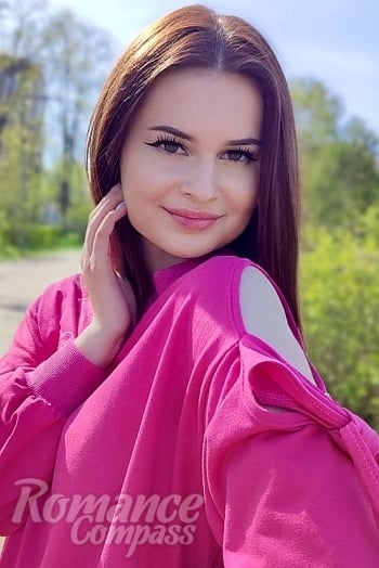 Ukrainian mail order bride Evgeniya from Cherkassy with light brown hair and hazel eye color - image 1