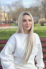 Ukrainian mail order bride Natalya from Kiev with blonde hair and hazel eye color - image 8