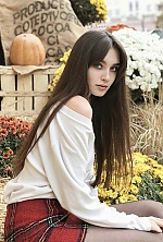 Ukrainian mail order bride Elizabeth from Kharkiv with brunette hair and blue eye color - image 8