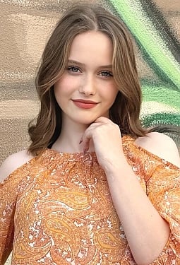 Polina, 19 y.o. from Ivano-Frankovsk, Ukraine