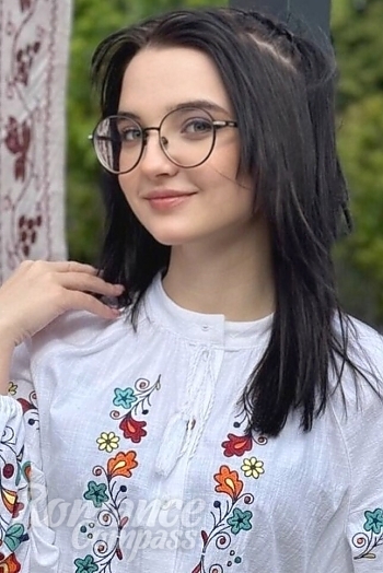 Ukrainian mail order bride Viktoriia from Cherkasy with red hair and grey eye color - image 1