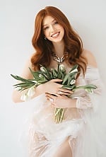 Ukrainian mail order bride Yevheniia from Ternopil with red hair and green eye color - image 2