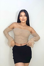 Ukrainian mail order bride Yosita from Bangkok with brunette hair and brown eye color - image 2