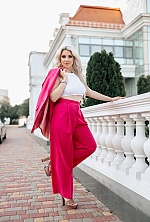 Ukrainian mail order bride Elena from Berlin with blonde hair and brown eye color - image 3