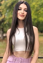 Ukrainian mail order bride Emilia from Uzhhorod with black hair and brown eye color - image 7