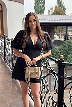 Ukrainian mail order bride Vita from Kyiv with light brown hair and brown eye color - image 15