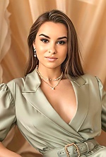 Ukrainian mail order bride Vita from Kyiv with light brown hair and brown eye color - image 19