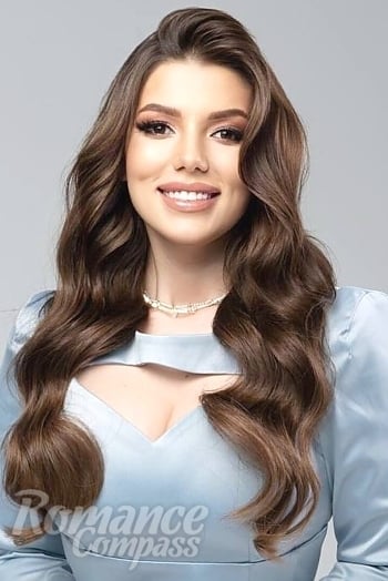 Ukrainian mail order bride Tatyana from Kotsyubynske with light brown hair and brown eye color - image 1