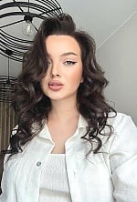 Ukrainian mail order bride Diana from Odesa with brunette hair and blue eye color - image 4