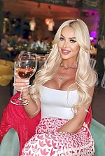 Ukrainian mail order bride Mirabela from Los Angeles with blonde hair and blue eye color - image 7