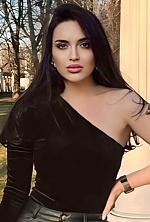 Ukrainian mail order bride Ekaterina from Los Angeles with brunette hair and brown eye color - image 24