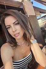 Ukrainian mail order bride Ievgeniia from Denver with brunette hair and black eye color - image 11