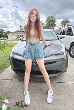 Ukrainian mail order bride Aleksandra from Naples with light brown hair and blue eye color - image 2