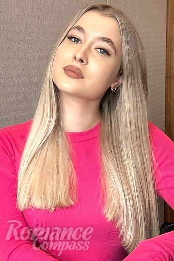 Ukrainian mail order bride Nika from Kiev with blonde hair and grey eye color - image 1