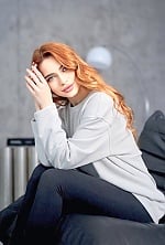 Ukrainian mail order bride Kateryna from Lviv with red hair and green eye color - image 3