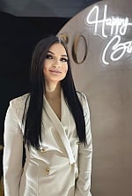 Ukrainian mail order bride Zoryana from Paris with black hair and grey eye color - image 8
