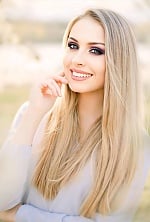 Ukrainian mail order bride Daria from Kiev with blonde hair and blue eye color - image 4