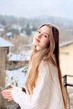 Ukrainian mail order bride Anastasia from Kiev with light brown hair and brown eye color - image 3