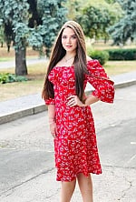 Ukrainian mail order bride Lejla from Kremenchug with light brown hair and grey eye color - image 4