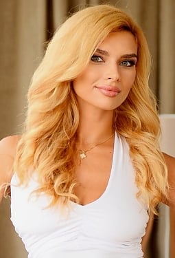 Alena, 39 y.o. from Kyiv, Ukraine