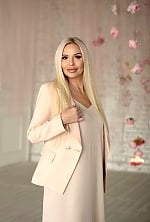 Ukrainian mail order bride Tetiana from Kherson with blonde hair and brown eye color - image 6