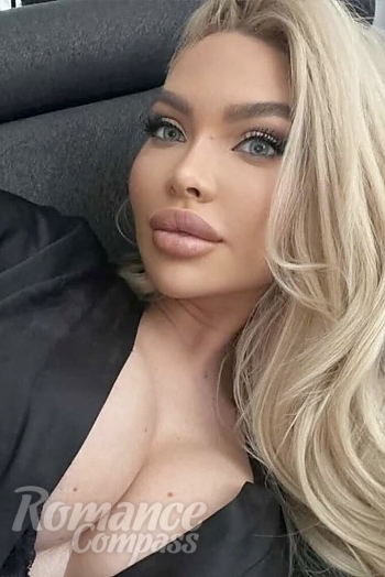 Ukrainian mail order bride Michaela from Ostrava with blonde hair and blue eye color - image 1
