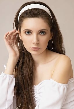 Yelyzaveta, 20 y.o. from Kyiv, Ukraine