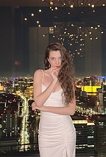 Ukrainian mail order bride Yelyzaveta from Kyiv with brunette hair and blue eye color - image 3