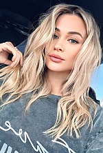 Ukrainian mail order bride Nataliia from Madrid with blonde hair and blue eye color - image 3