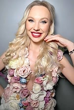 Ukrainian mail order bride Irina from Toronto with blonde hair and grey eye color - image 6