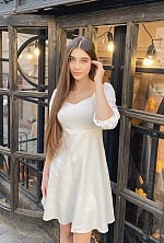 Ukrainian mail order bride Yana from Ivano-Frankivsk with light brown hair and green eye color - image 15