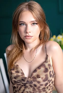 Yaroslava, 22 y.o. from Zaporizhzhya, Ukraine