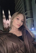 Ukrainian mail order bride Olena from Kyiv with blonde hair and blue eye color - image 4