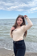 Ukrainian mail order bride Yulia from Odesa with light brown hair and green eye color - image 6