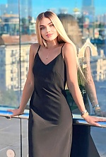 Ukrainian mail order bride Alina from Kyiv with blonde hair and green eye color - image 3